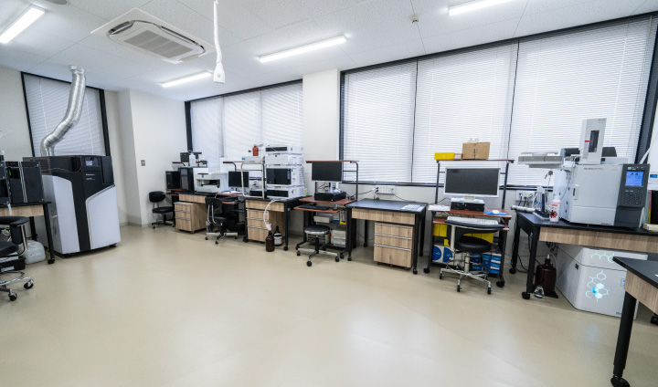 理化学分析エリア